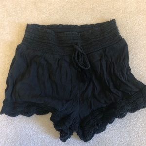 Aerie black loose shorts
